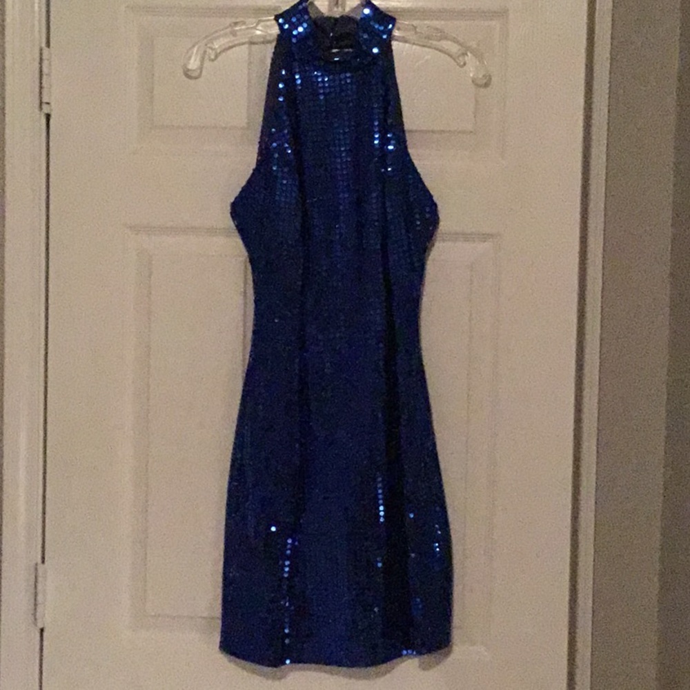 Sexy sleeveless mini prom dress